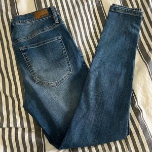 Garage Ultra High-Rise Skinny Jeans